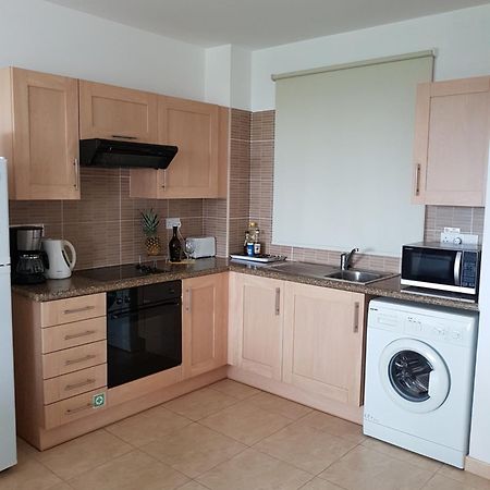 Holiday Apartment With Sea View Paralimni Exterior foto